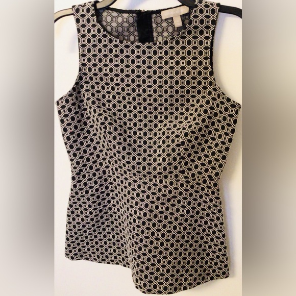 Banana republic black white geometric print sleeveless blouse size 0 - Picture 4 of 6